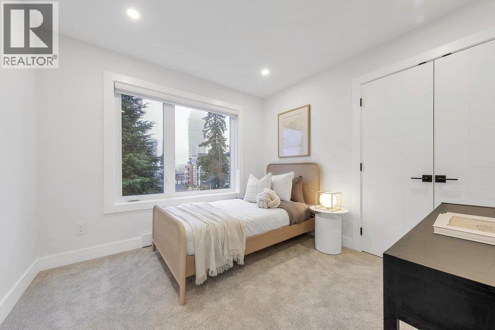 101 706 SMITH AVENUE, Coquitlam