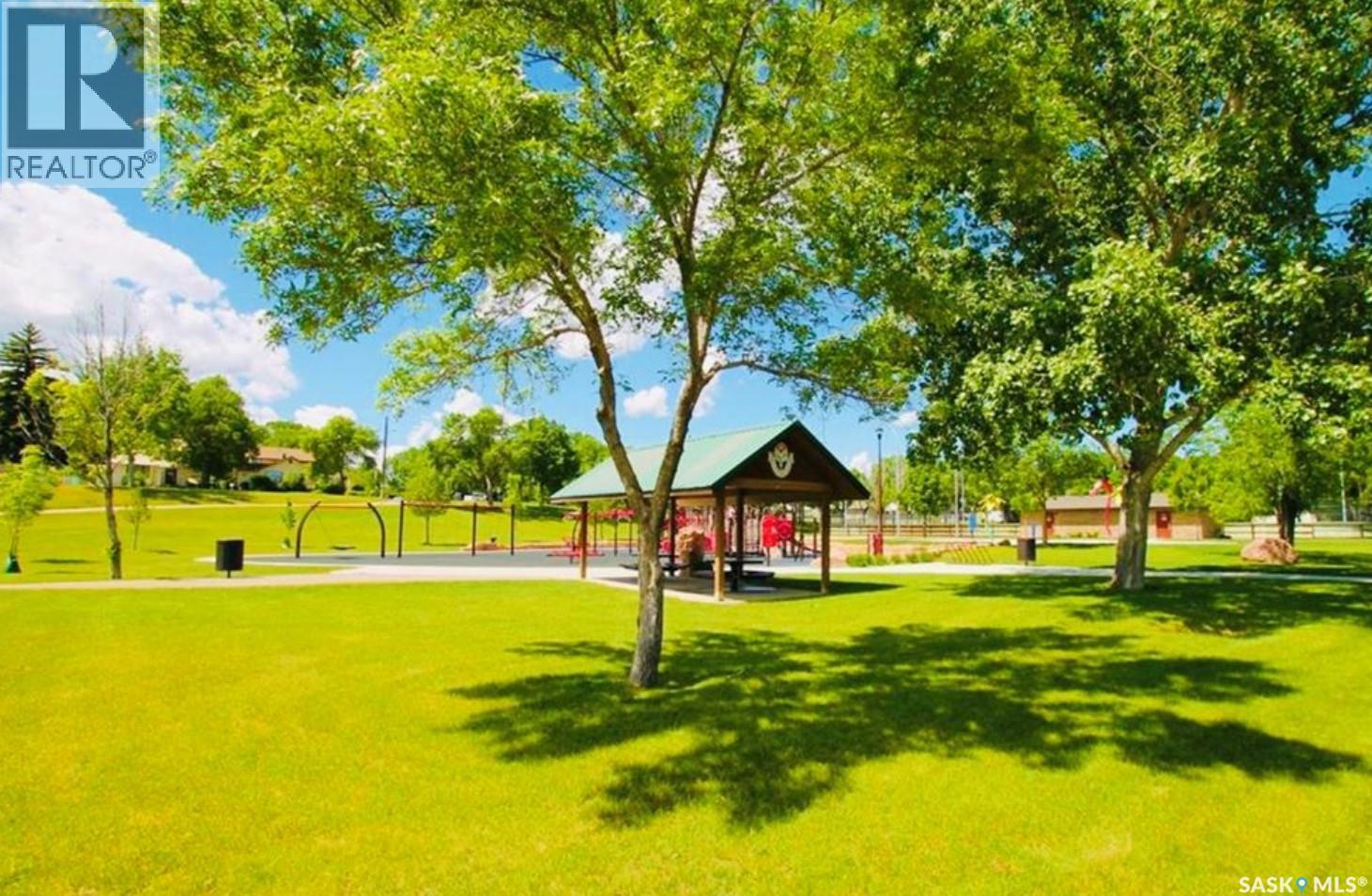 Vacant Land for Sale in   th AVENUE NE Swift Current 