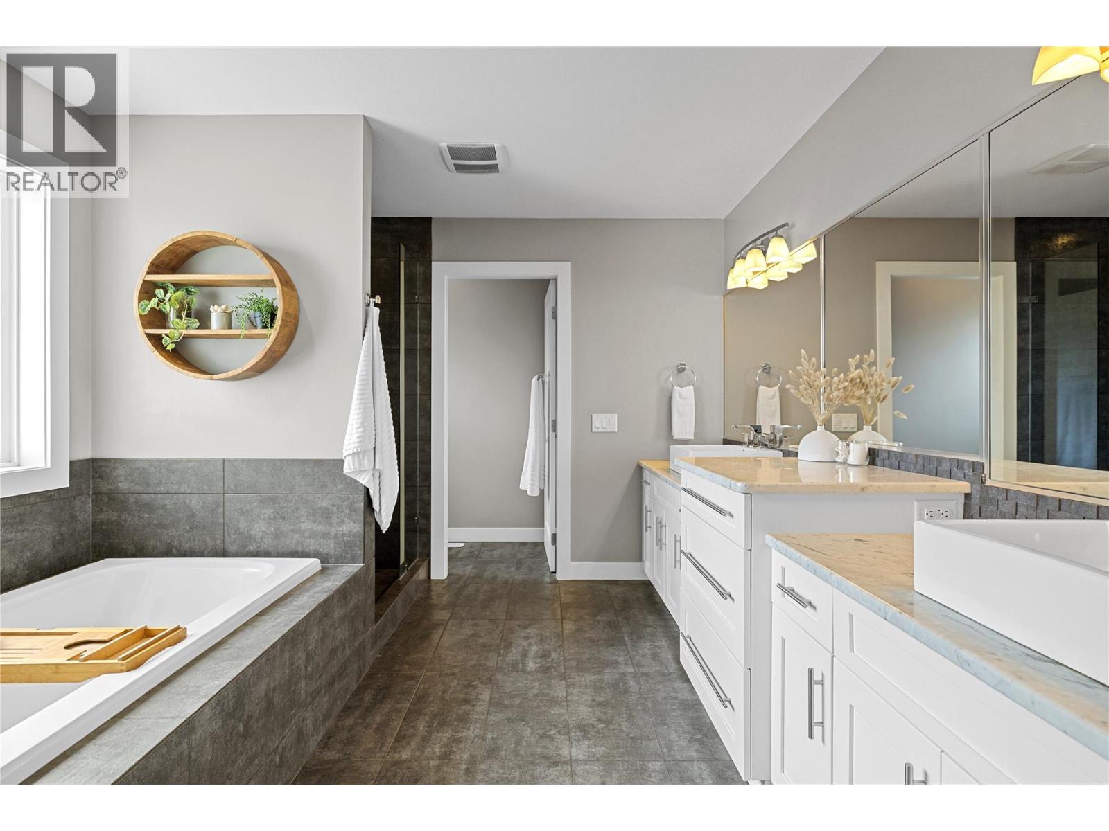 404 Quilchena Crescent, Kelowna