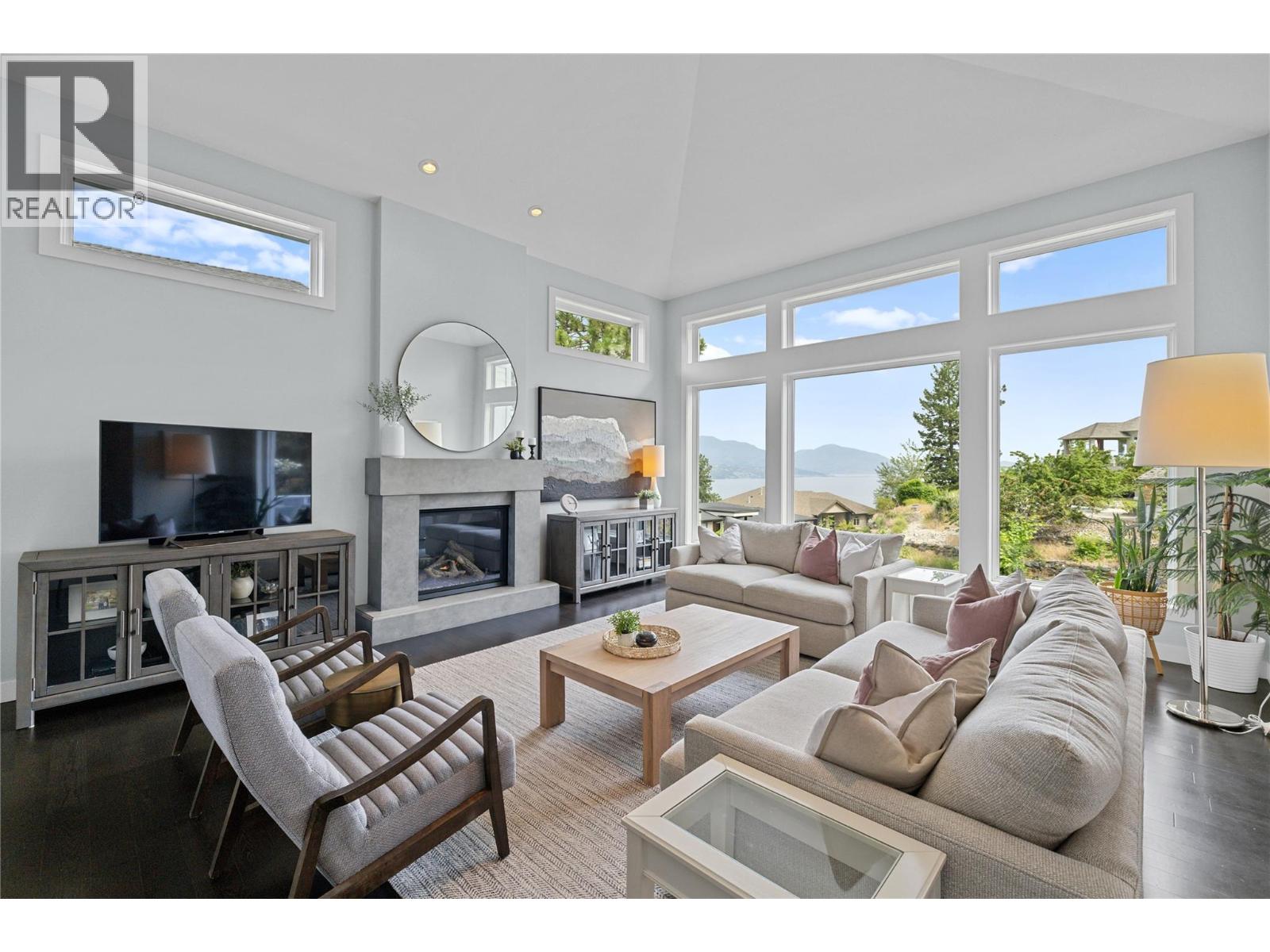 404 Quilchena Crescent, Kelowna