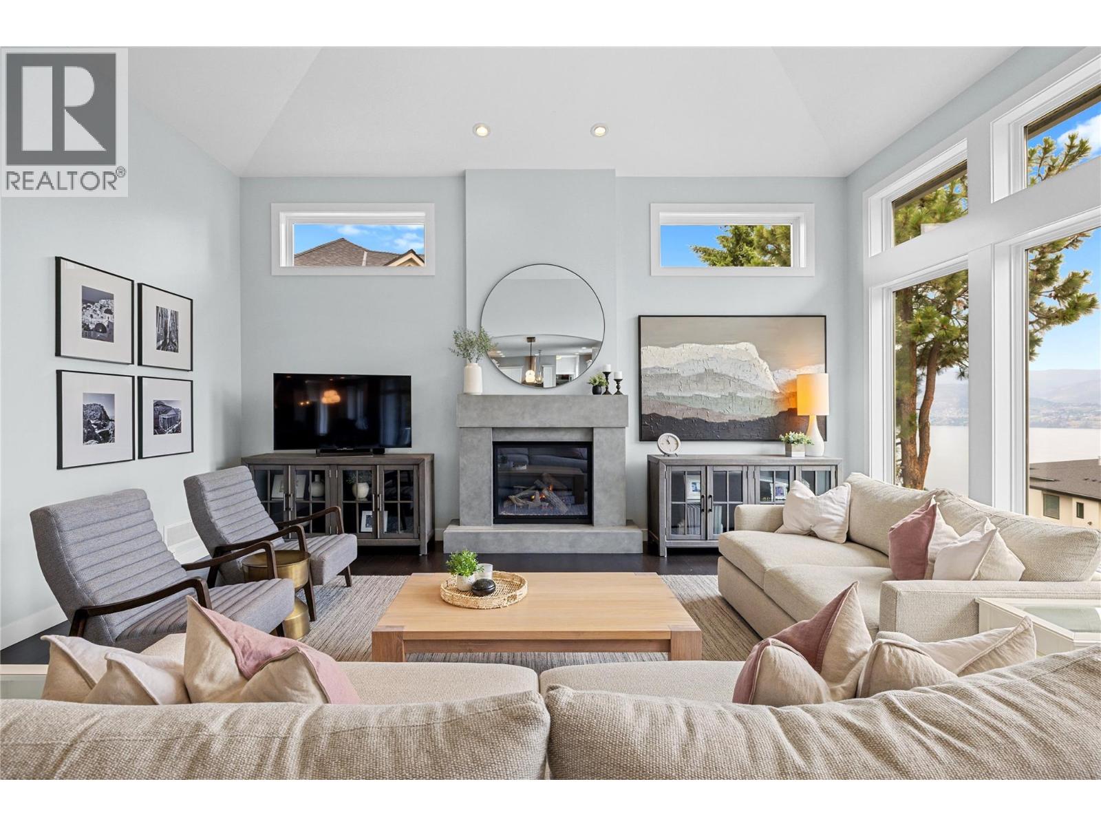 404 Quilchena Crescent, Kelowna