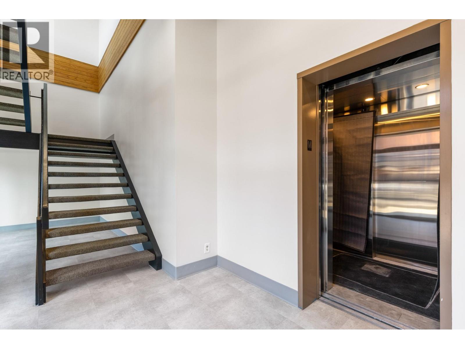 200 1517 Water Street, Kelowna