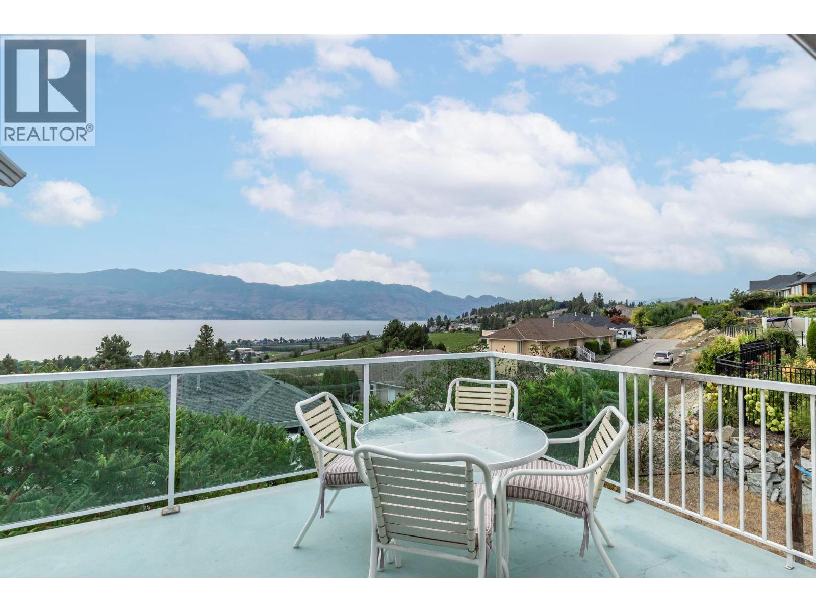  1569 Gregory Road, West Kelowna