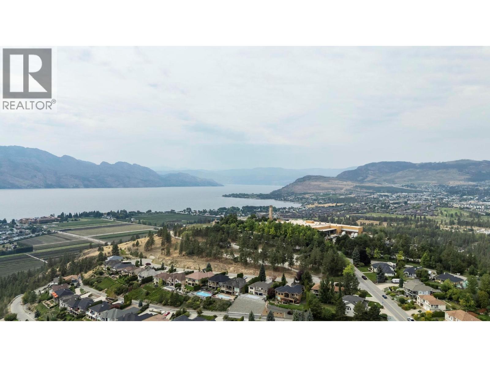  1569 Gregory Road, West Kelowna