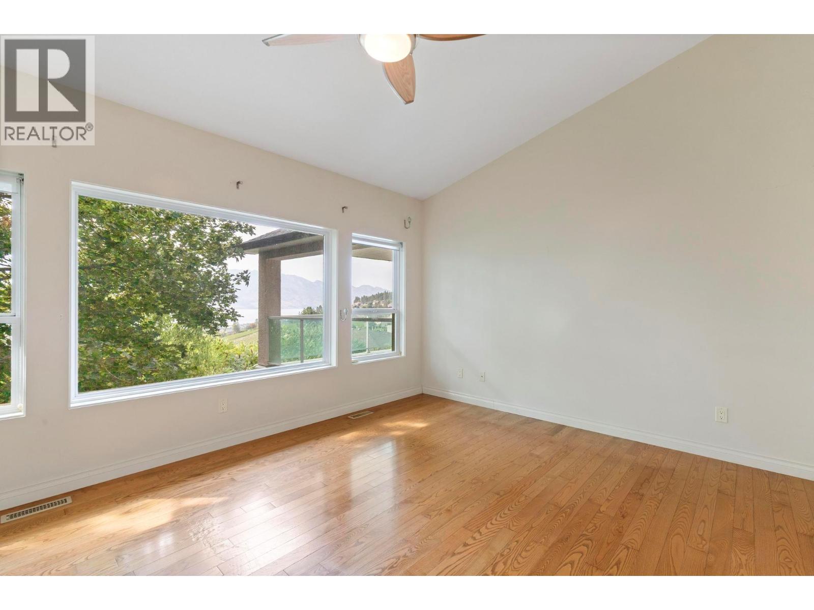  1569 Gregory Road, West Kelowna