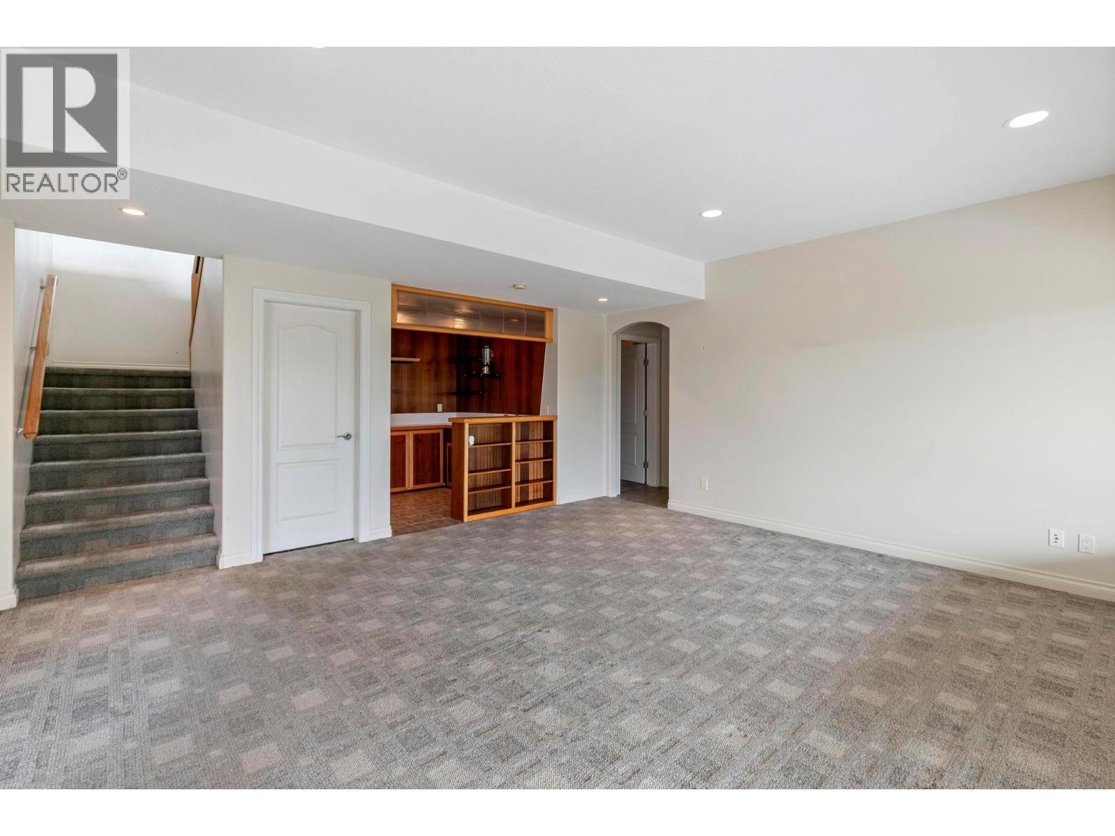  1569 Gregory Road, West Kelowna