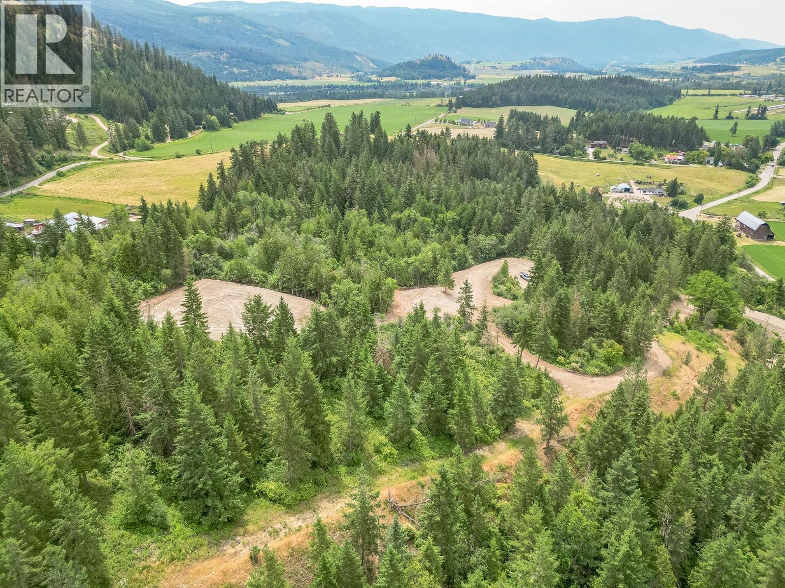 229 Enderby Grindrod Road, Enderby