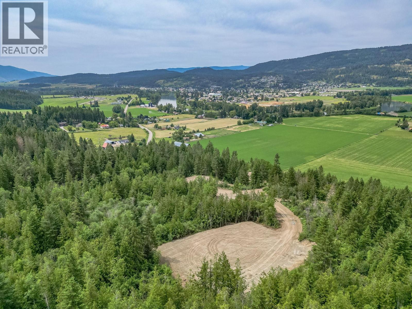 229 Enderby Grindrod Road, Enderby