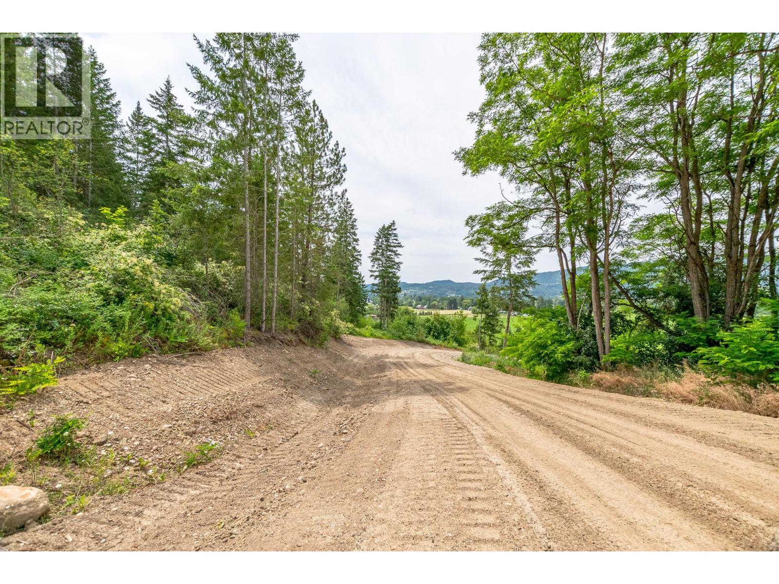 229 Enderby Grindrod Road, Enderby