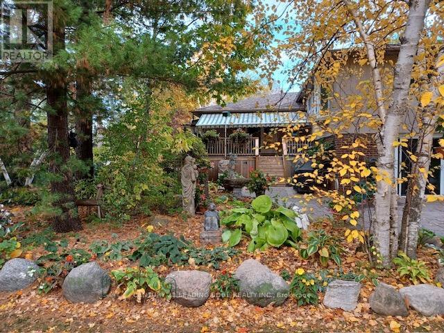 121 TWYN RIVERS DRIVE,Pickering (Rougemount),,