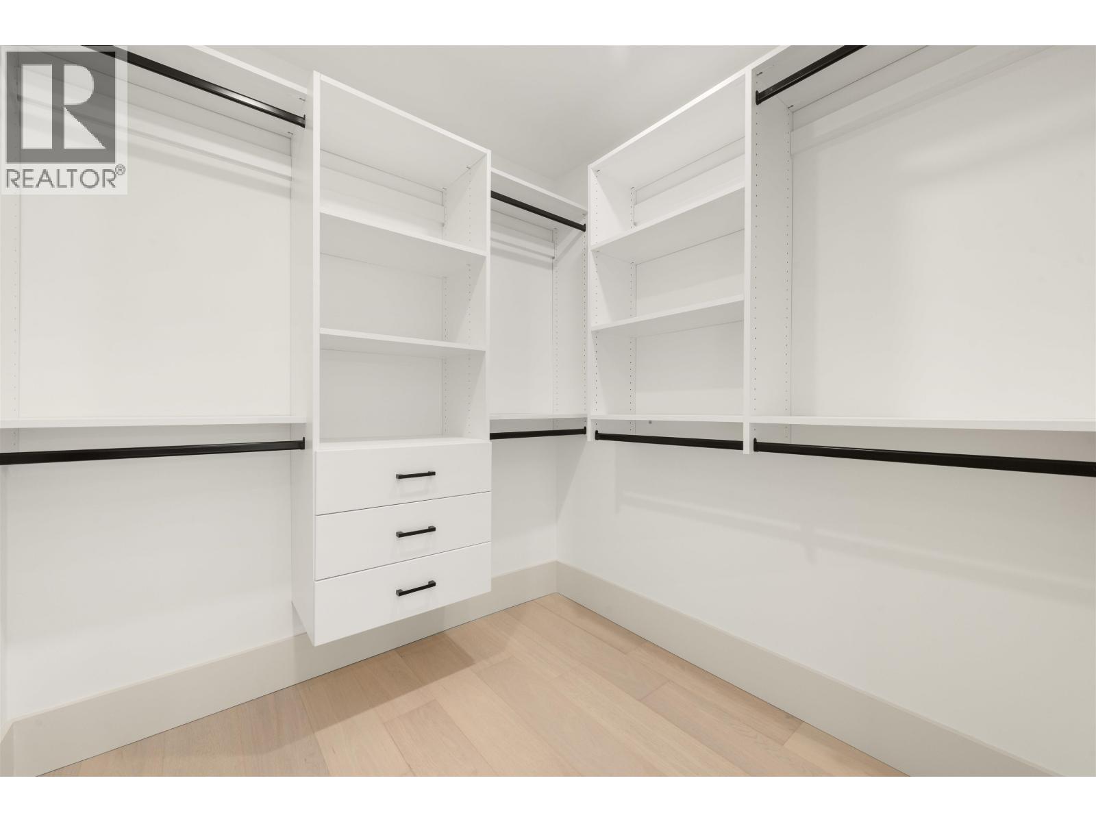 1 365 E 33RD AVENUE, Vancouver