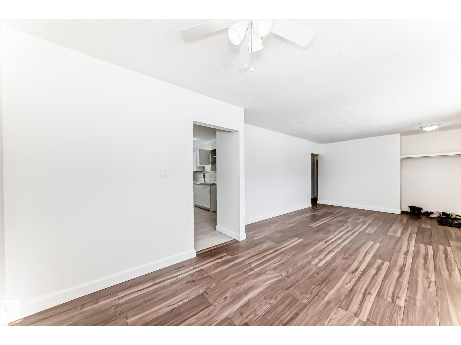 13904 135 AV NW, Edmonton