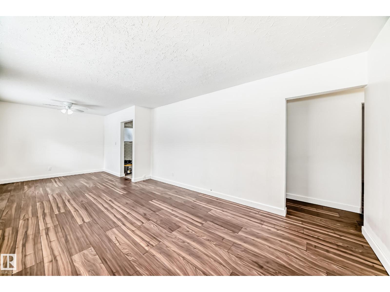 13904 135 AV NW, Edmonton