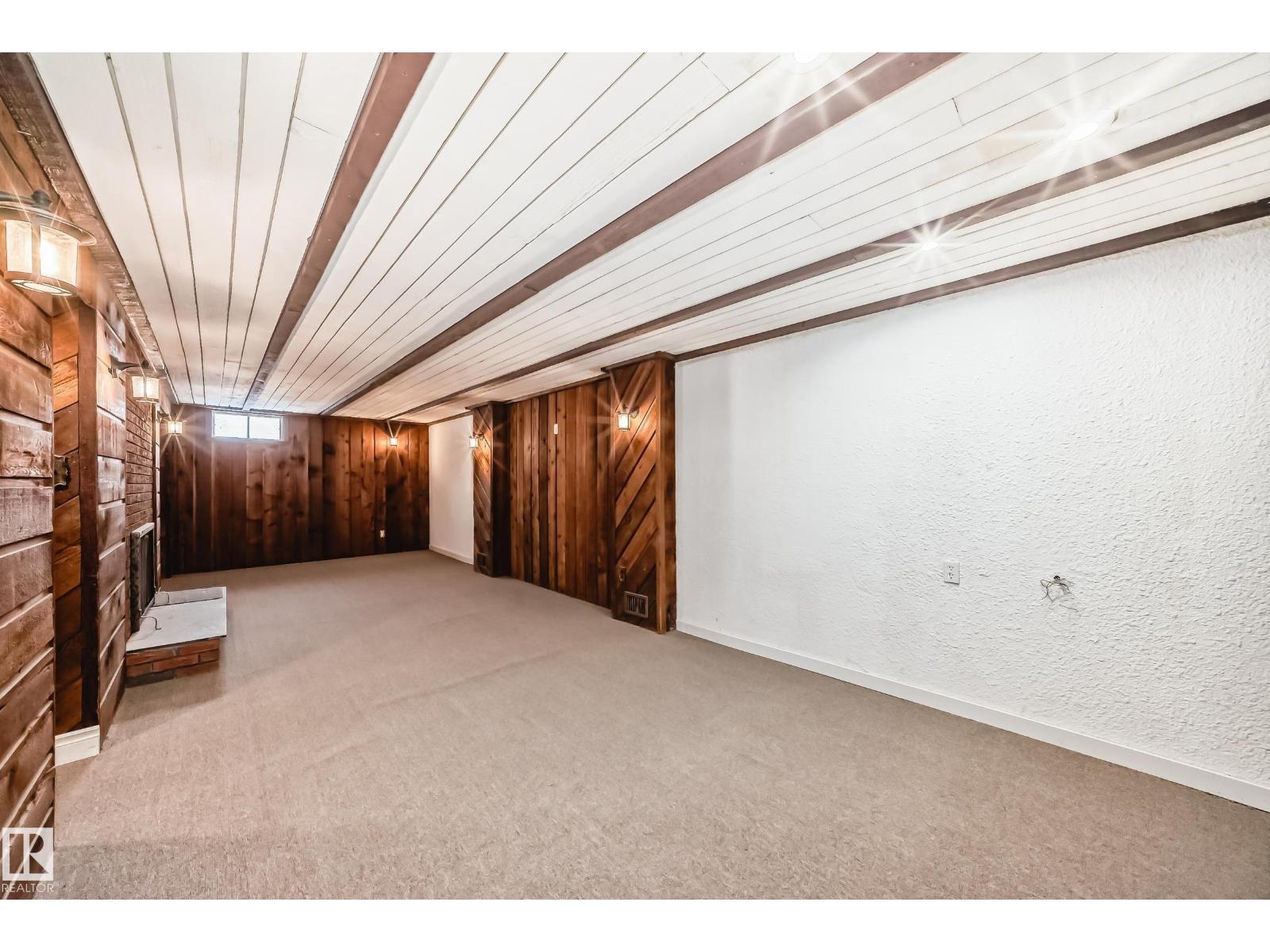 13904 135 AV NW, Edmonton