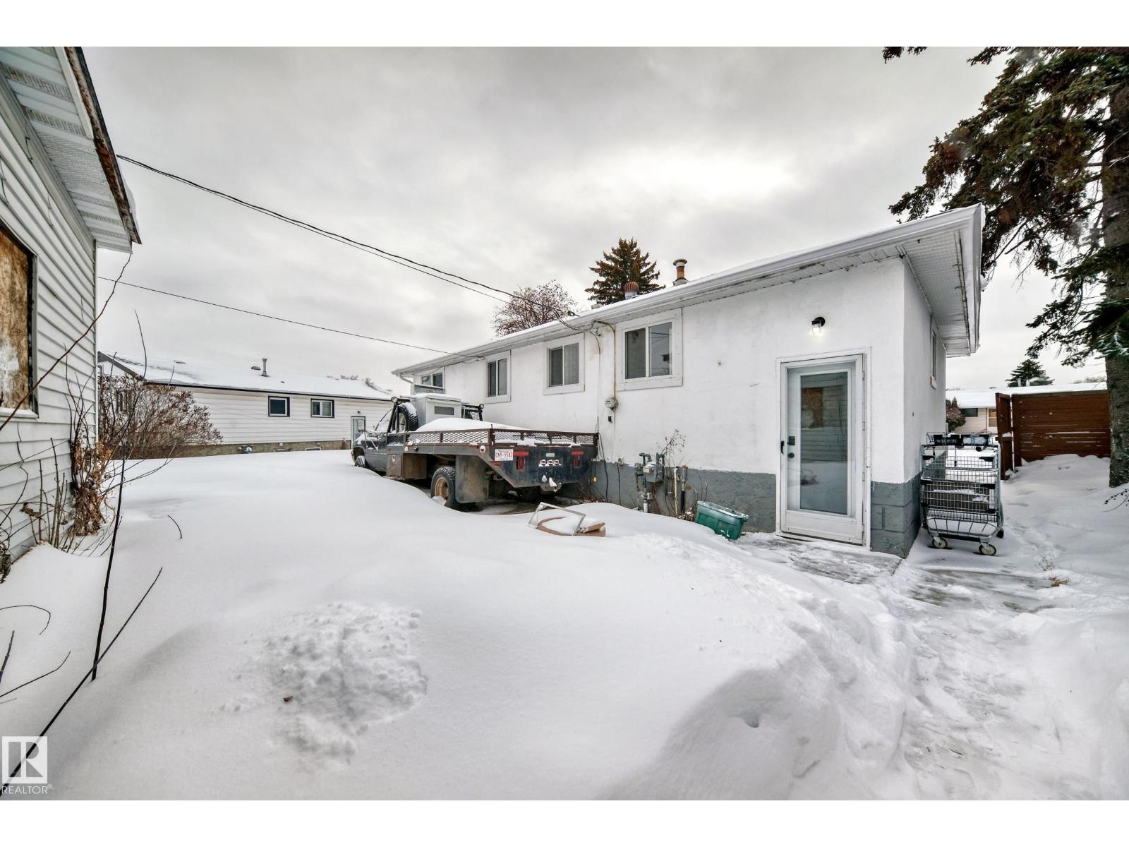 13904 135 AV NW, Edmonton