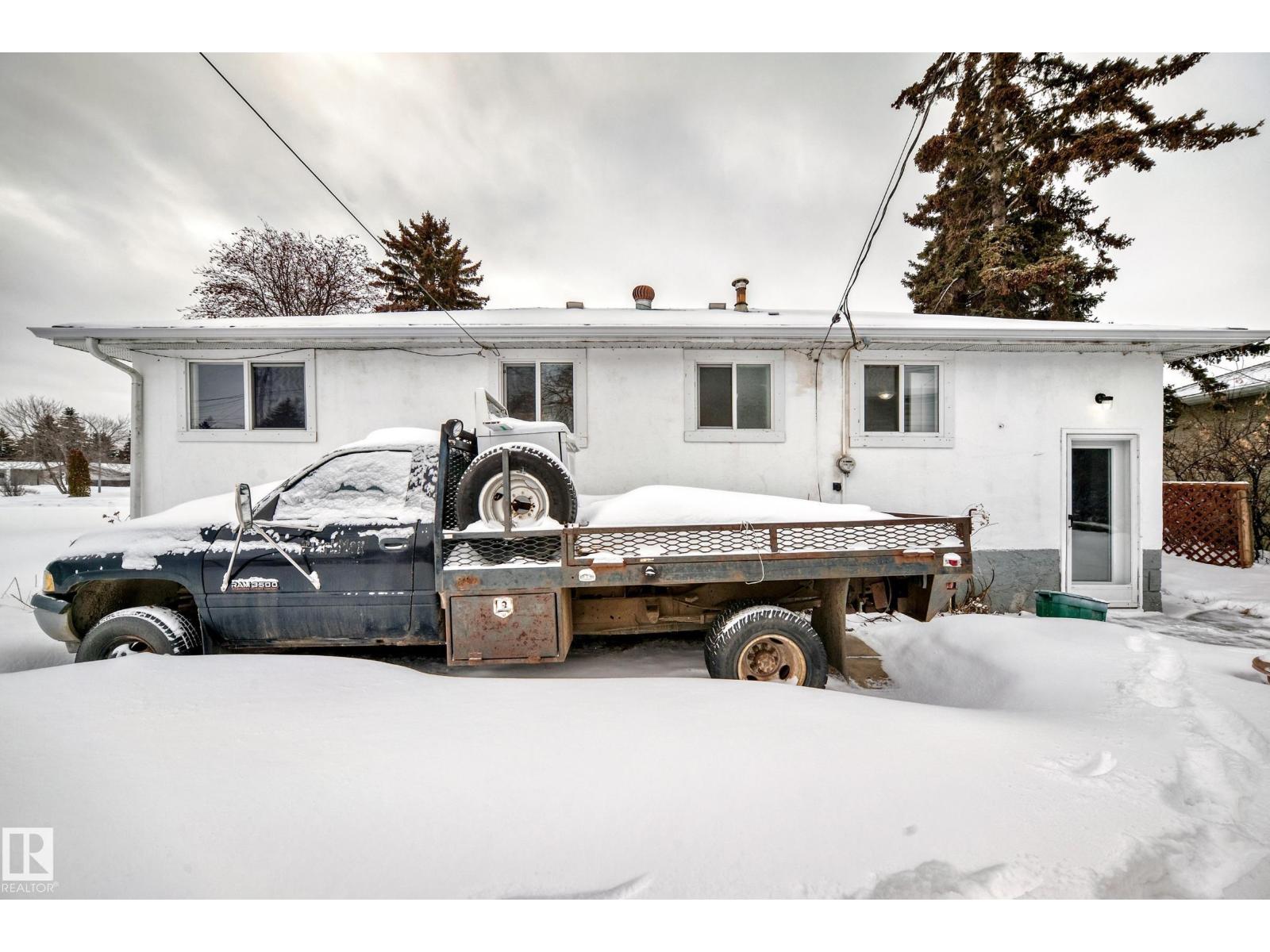 13904 135 AV NW, Edmonton