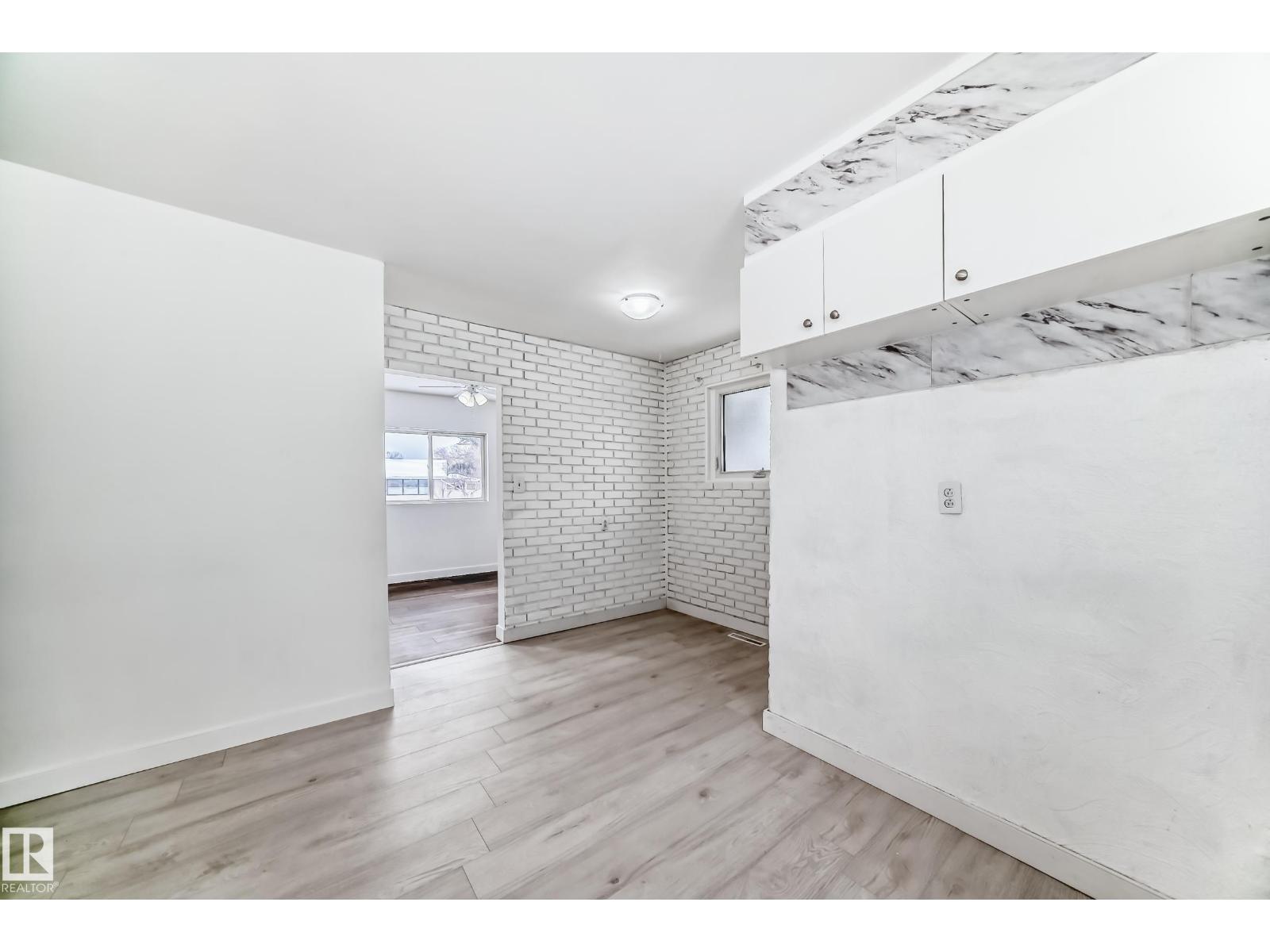 13904 135 AV NW, Edmonton