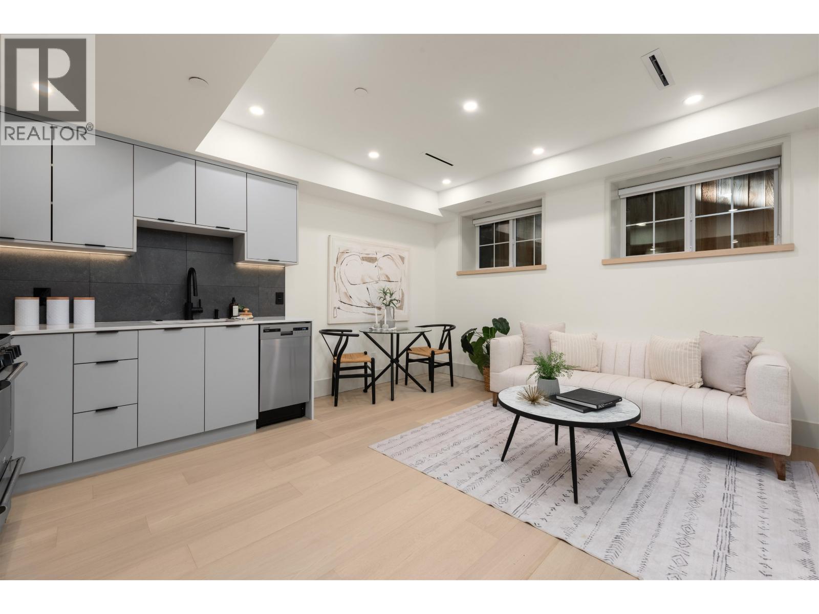 1 365 E 33RD AVENUE, Vancouver