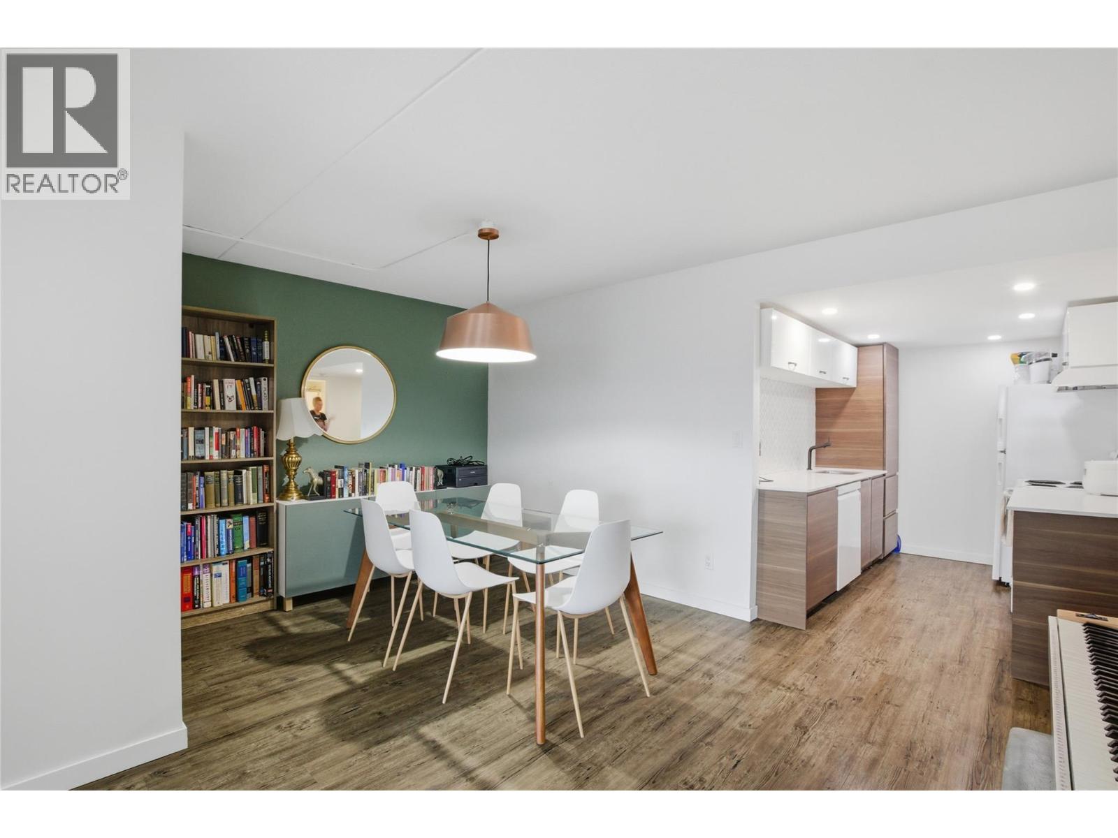#901 525 Nicola Street - 11