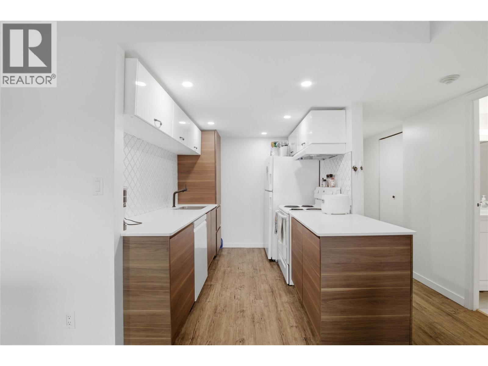 #901 525 Nicola Street - 21