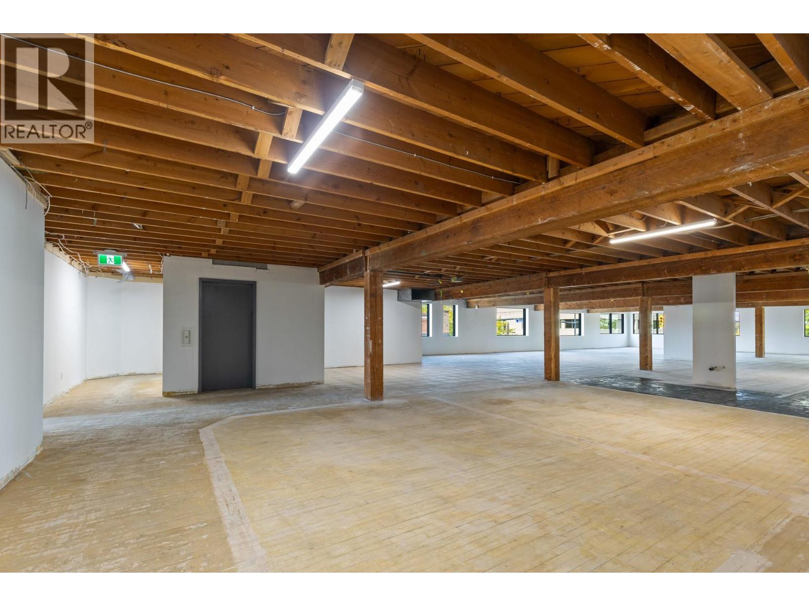 202 1517 Water Street, Kelowna