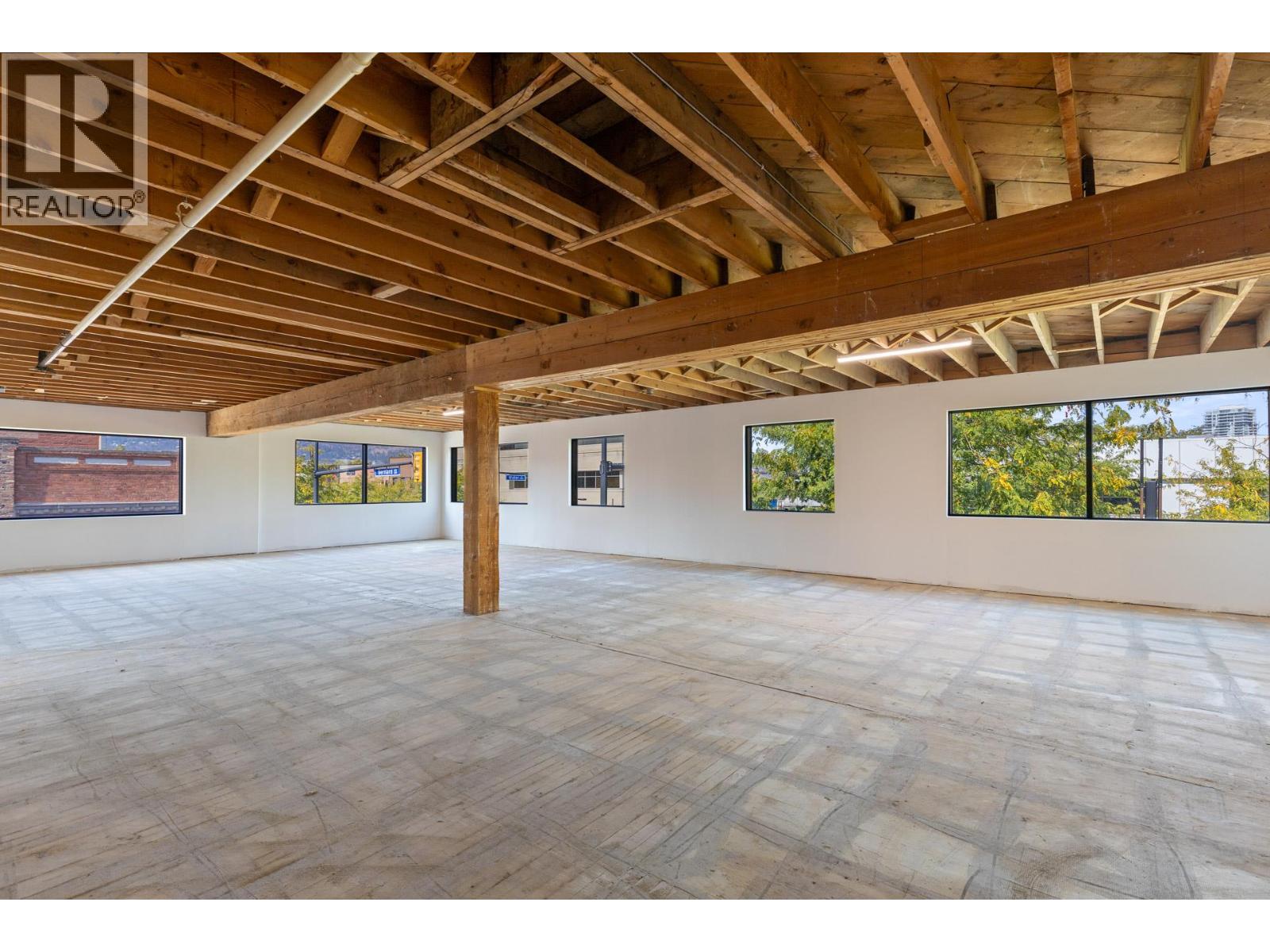 202 1517 Water Street, Kelowna