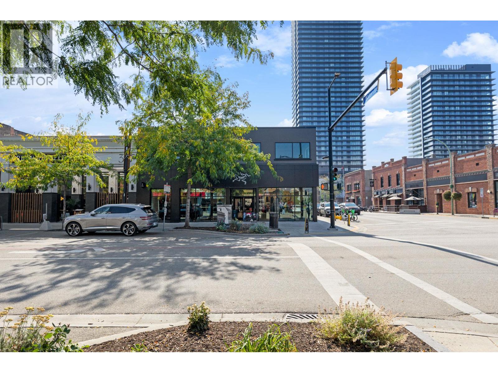 202 1517 Water Street, Kelowna