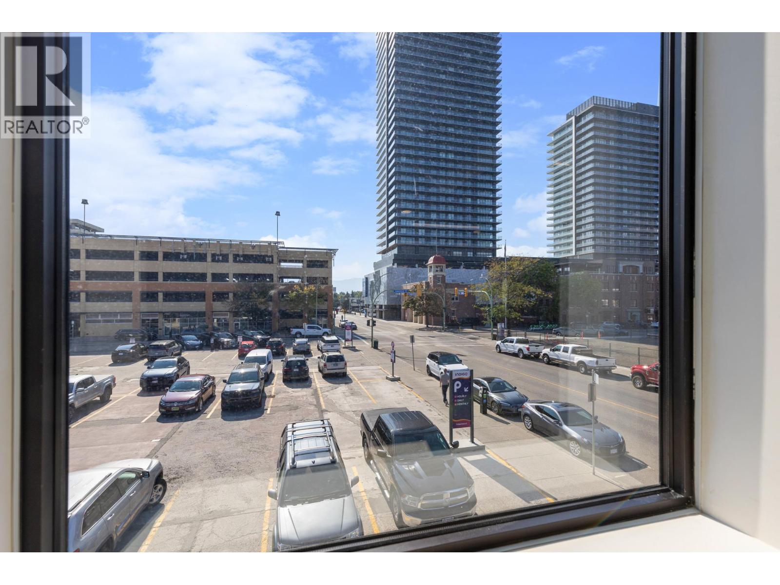 201 1517 Water Street, Kelowna