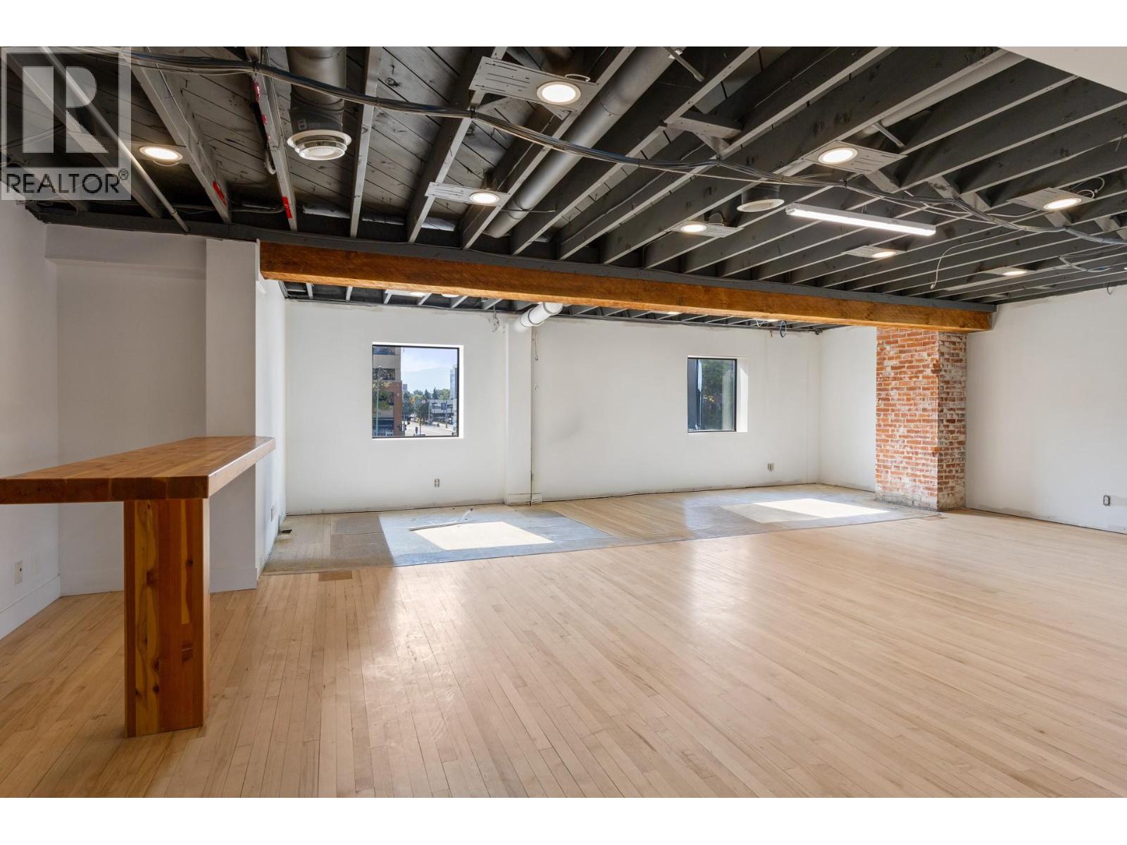 201 1517 Water Street, Kelowna