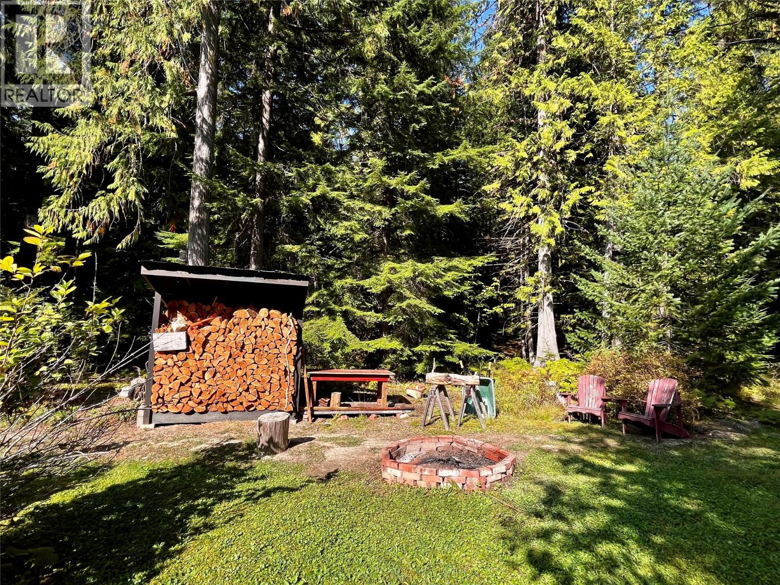 785 Beech Road, Nakusp