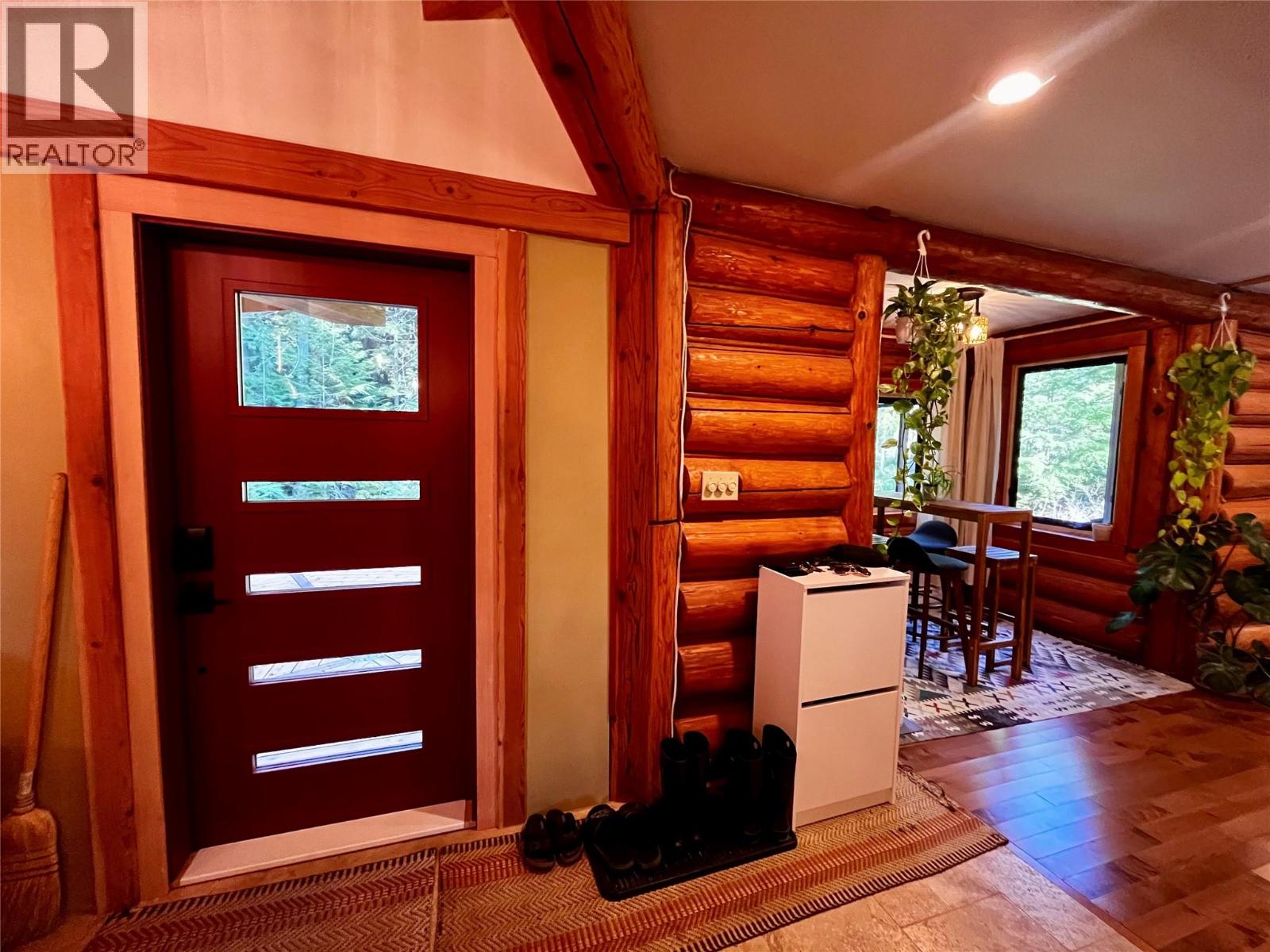 785 Beech Road, Nakusp