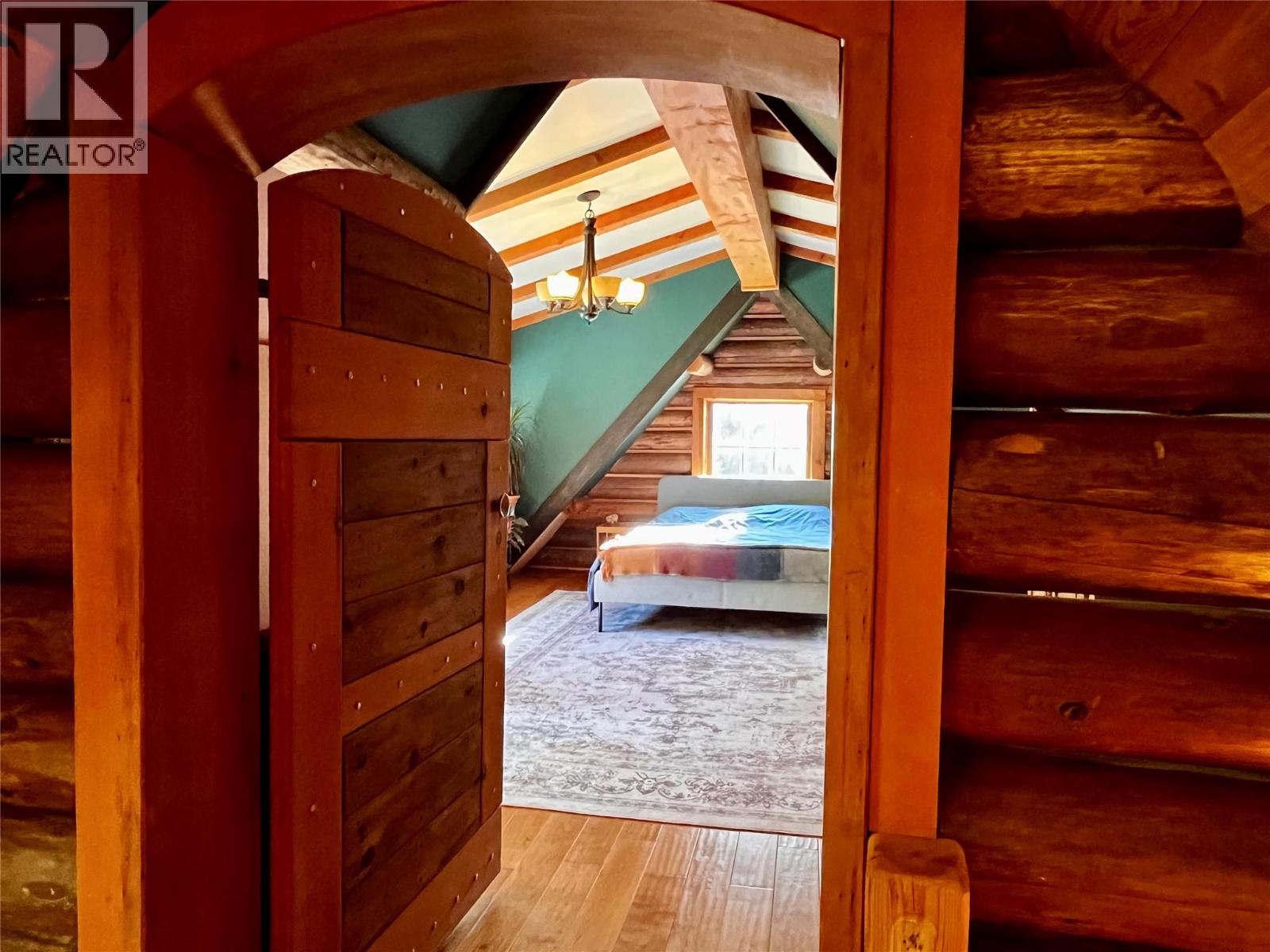 785 Beech Road, Nakusp