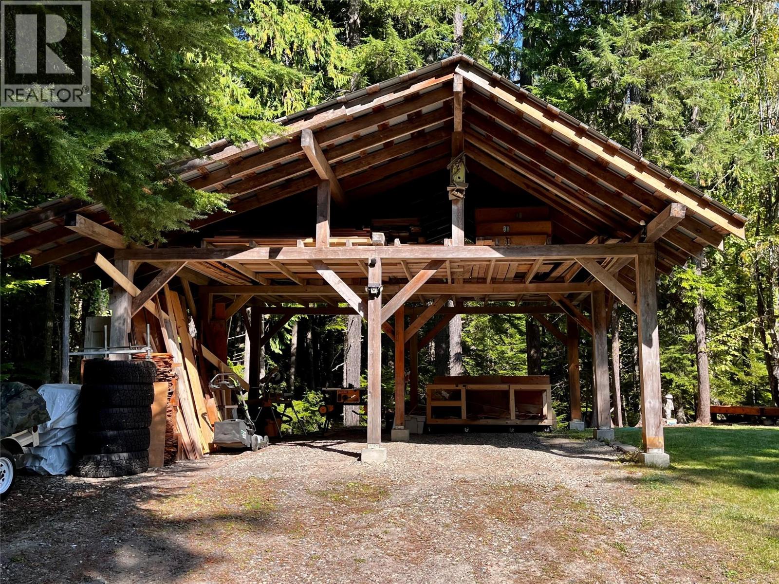 785 Beech Road, Nakusp