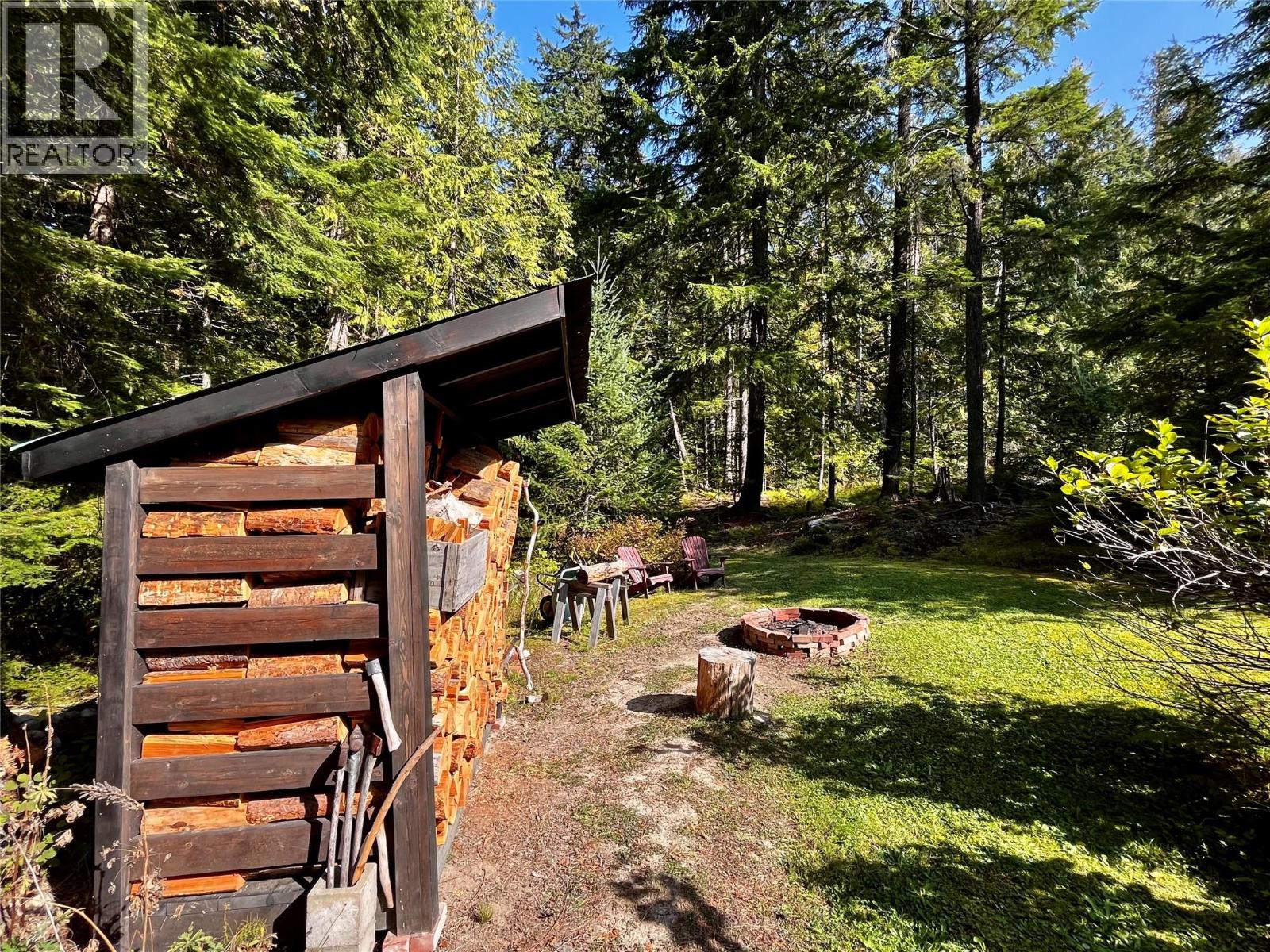 785 Beech Road, Nakusp