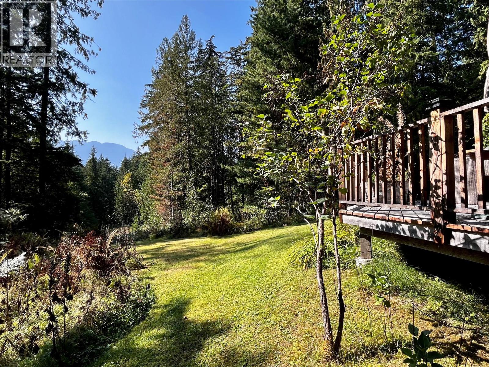 785 Beech Road, Nakusp