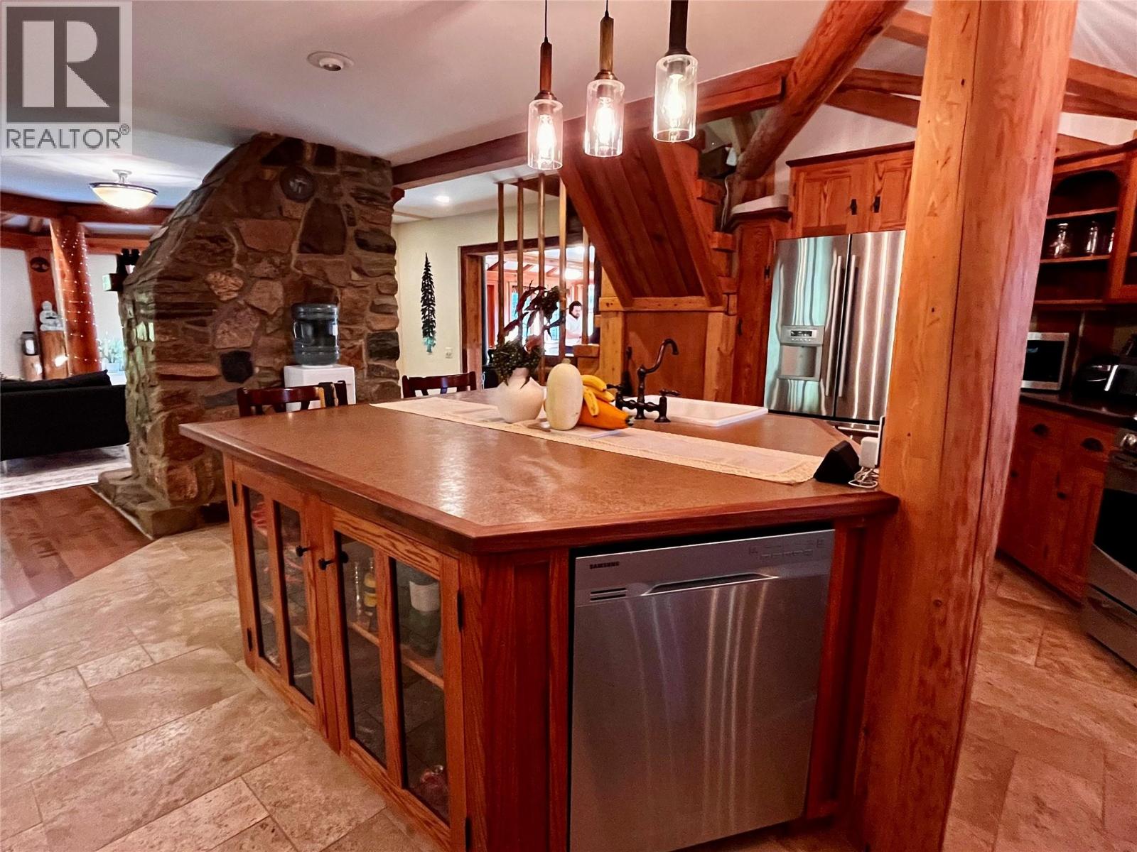 785 Beech Road, Nakusp