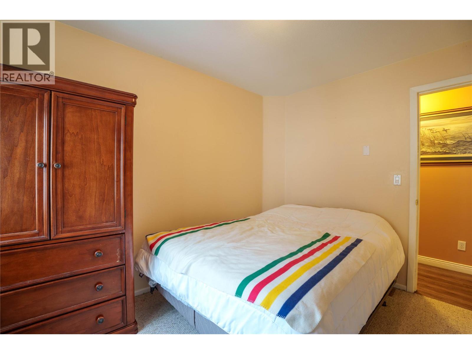 80 Fish Lake Road, Summerland