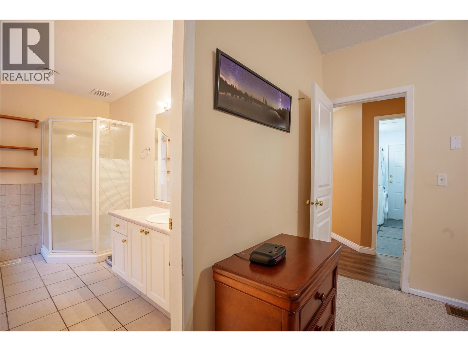 80 Fish Lake Road, Summerland