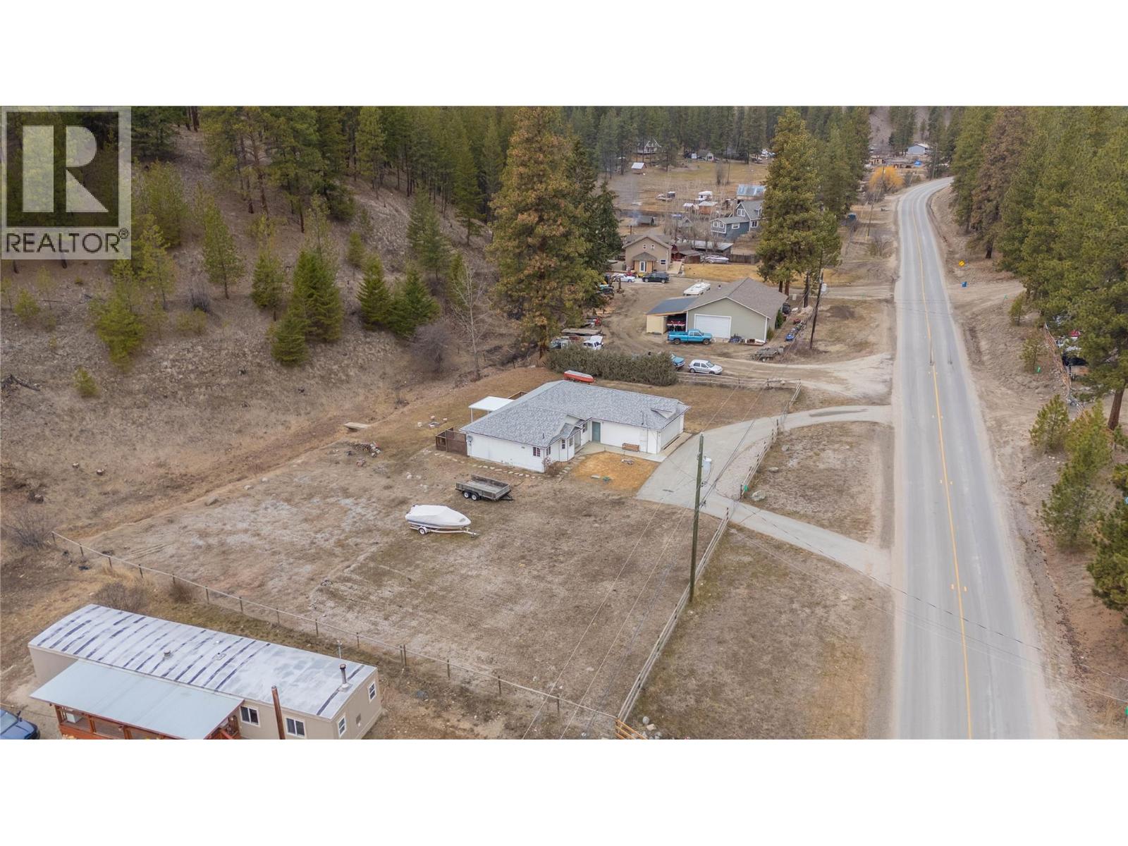 80 Fish Lake Road, Summerland