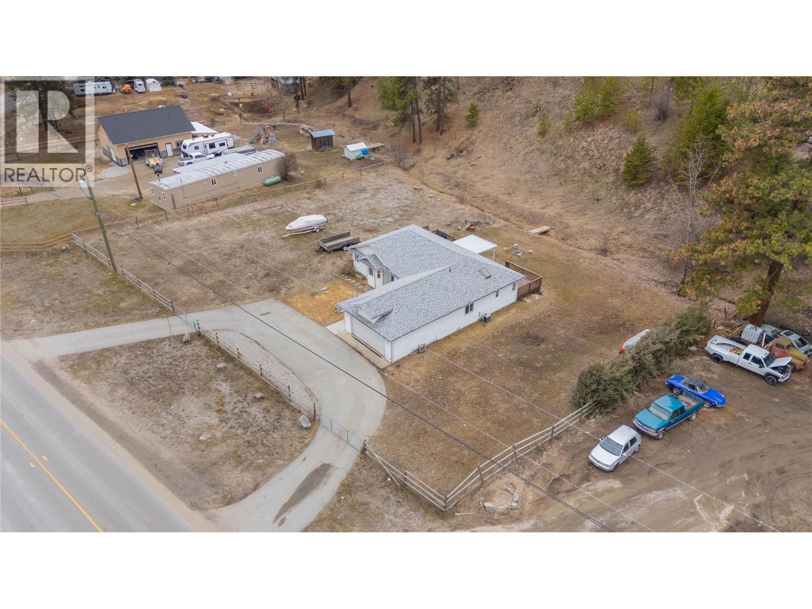 80 Fish Lake Road, Summerland