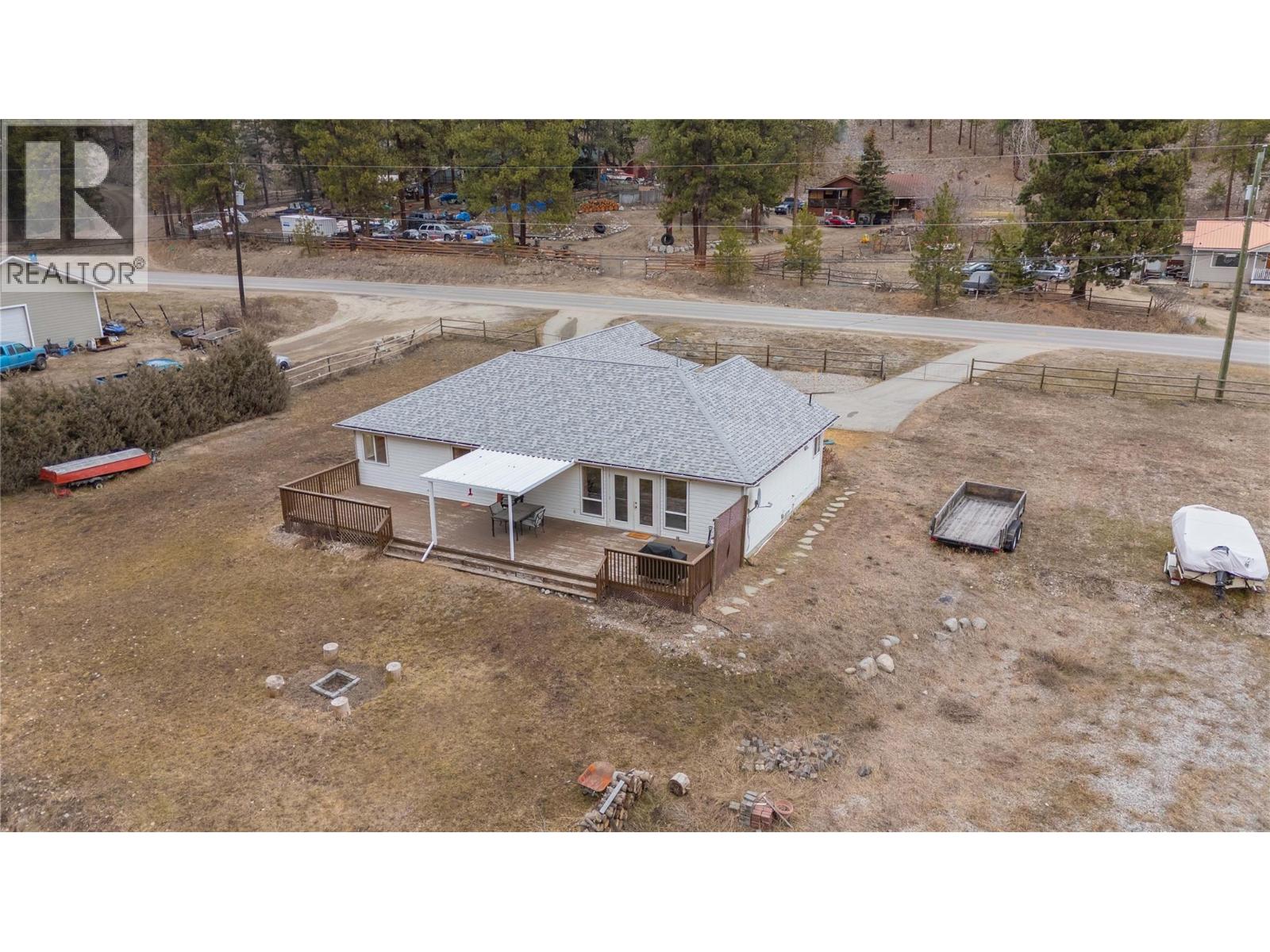 80 Fish Lake Road, Summerland