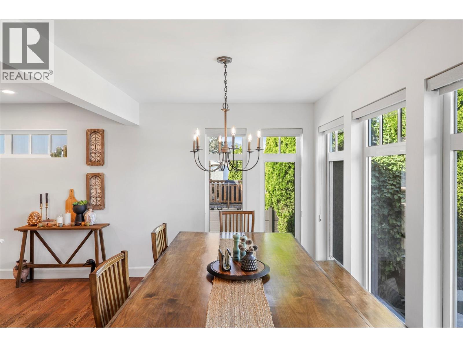  1060 Pleasant Street, Kamloops