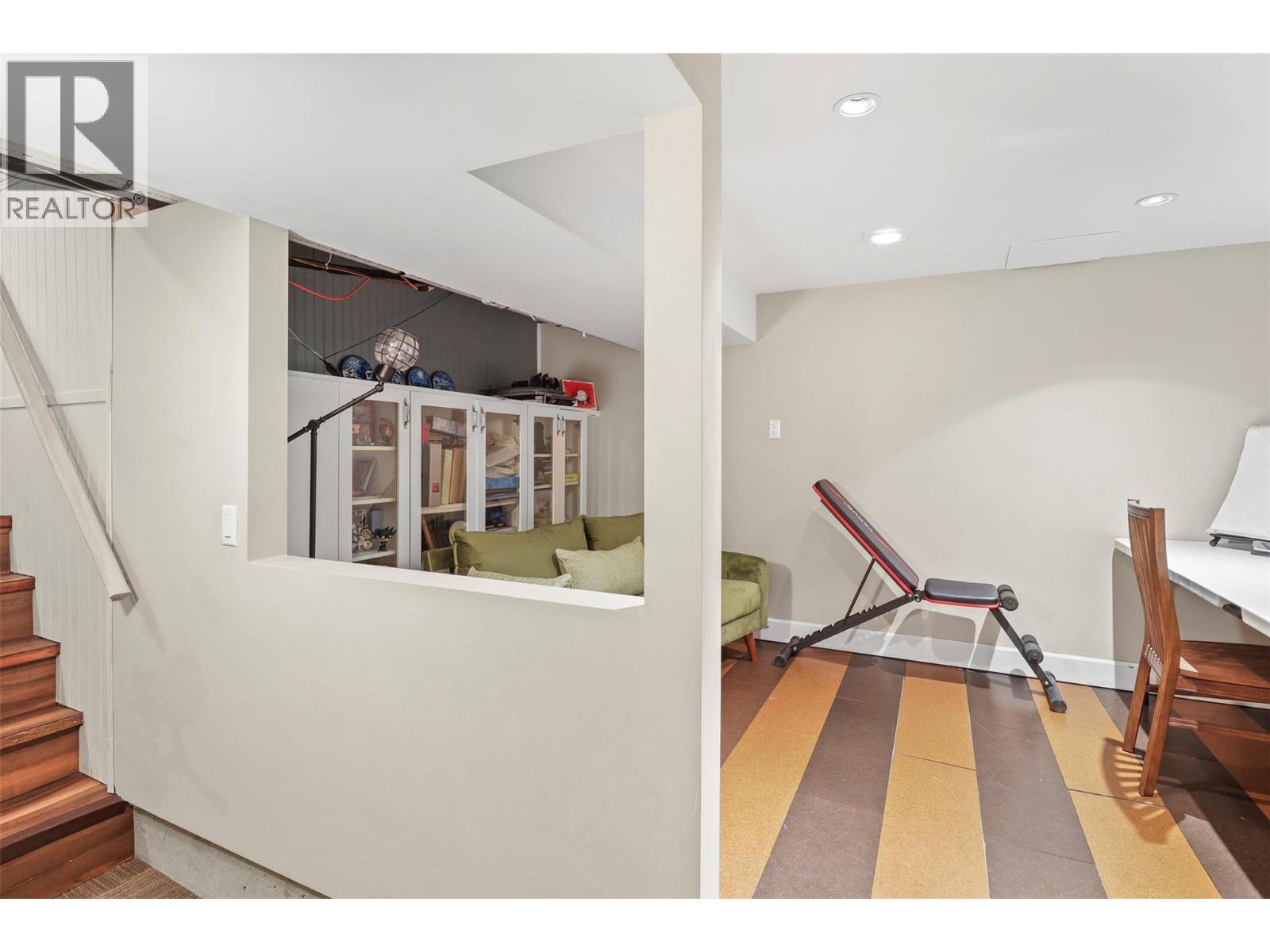  1060 Pleasant Street, Kamloops