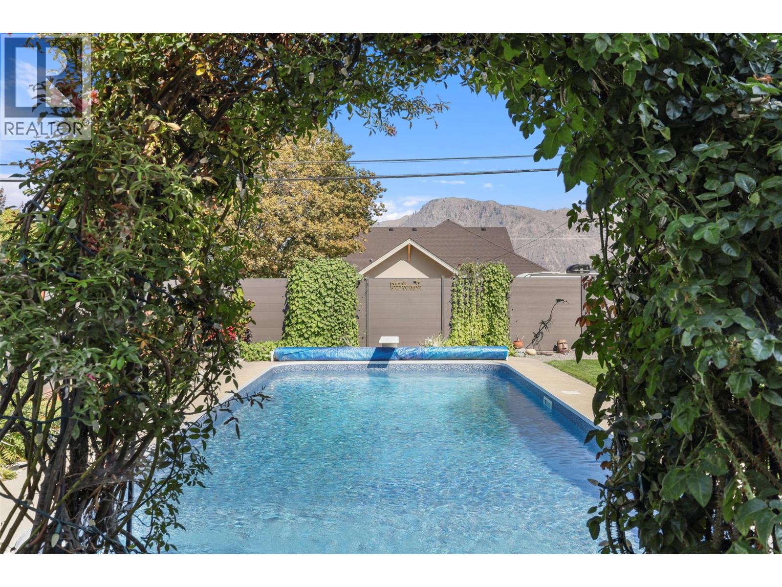  1060 Pleasant Street, Kamloops