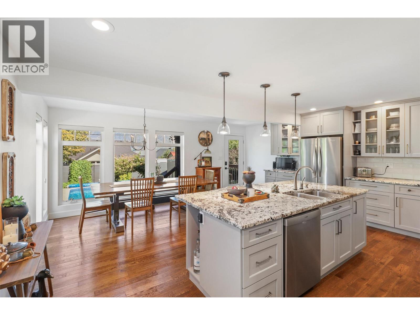  1060 Pleasant Street, Kamloops