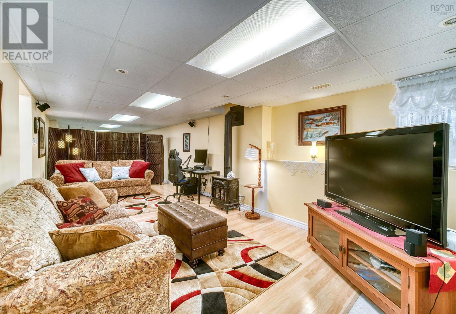 Property 45 of 50 of 20 Perry Court