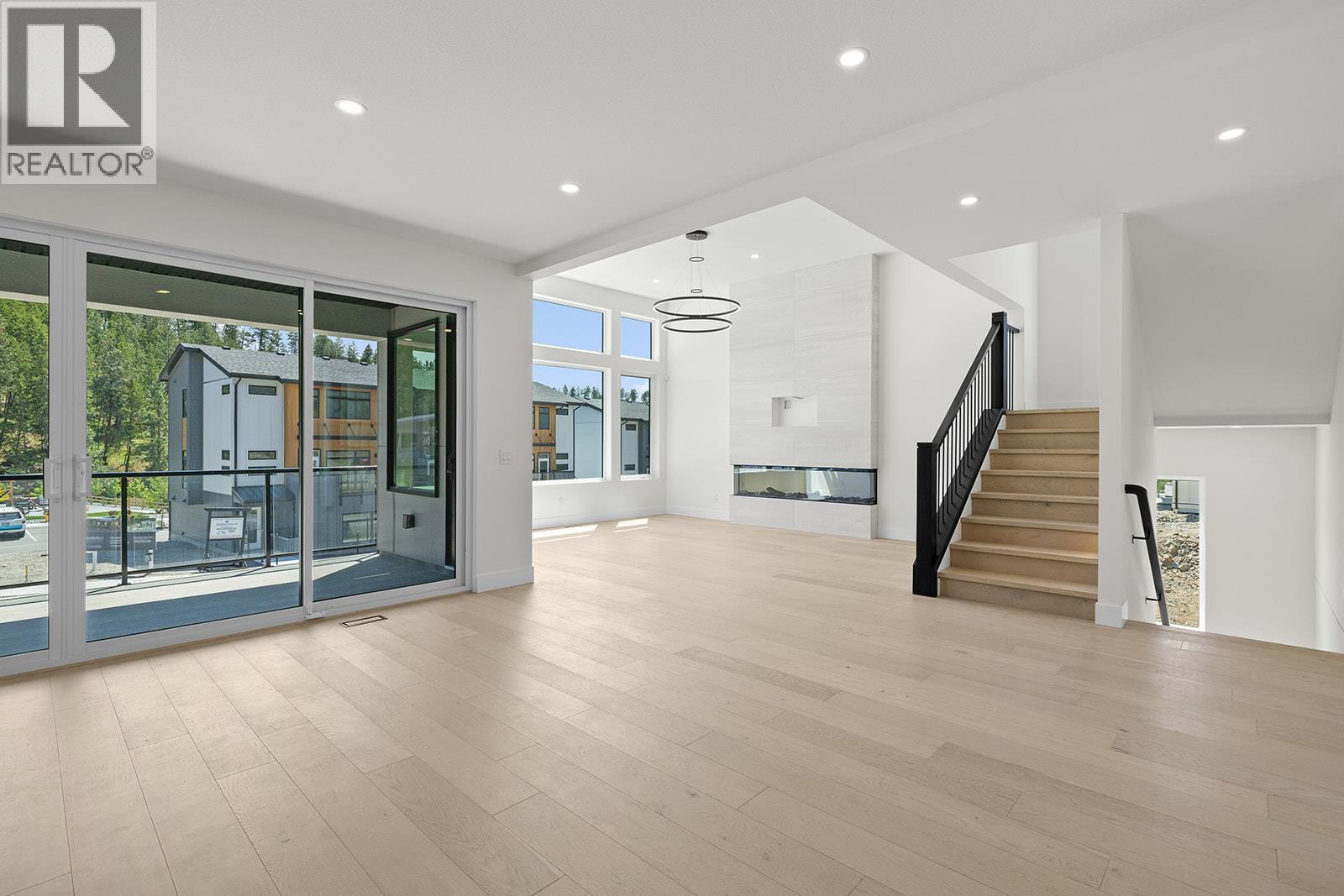3462 Hilltown Close - 14