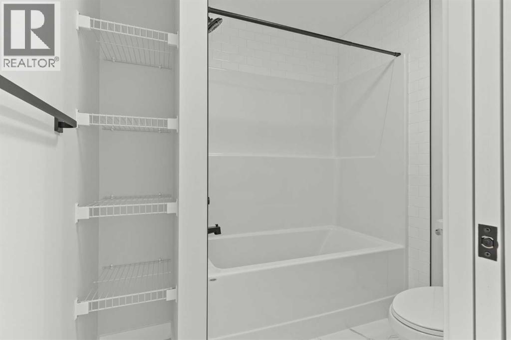 
          263 Kinniburgh Loop
            <br/>
            <span>Chestermere</span>
            , 
            <span>AB</span>
             <span>T1X3C2</span>
         - Photo 36