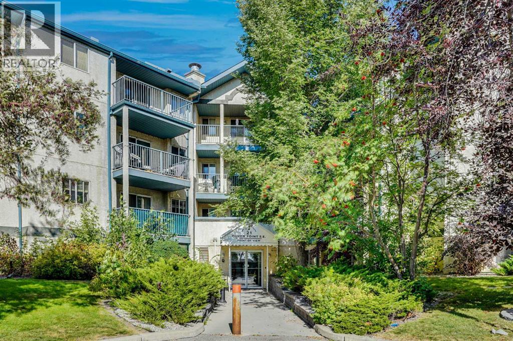 Single Family House for Sale in   Dover Point SE Dover Calgary 