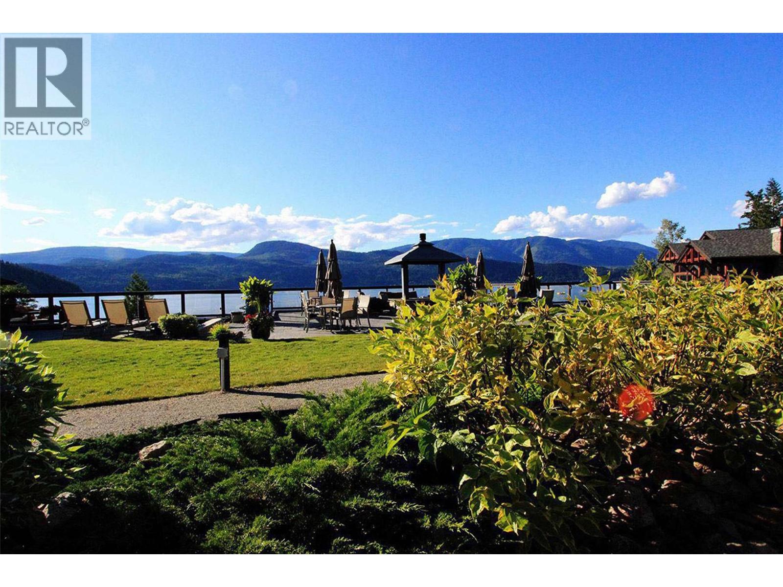 1 2479 Eagle Bay Road, Blind Bay